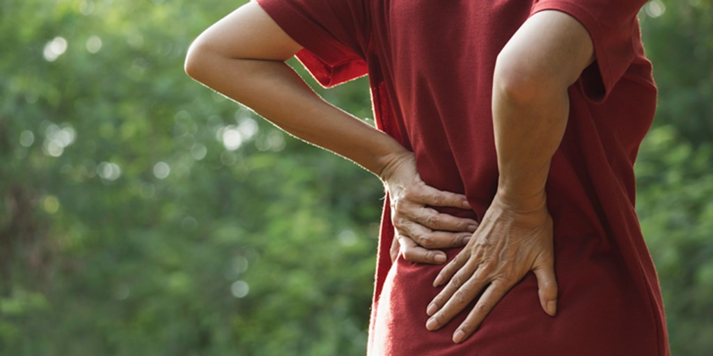 6 Signs You Should See a Spine Doctor